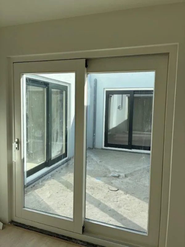 Stationsstraat - Sas van Gent