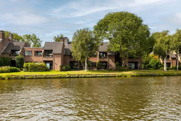 Troelstraplein - Leiden